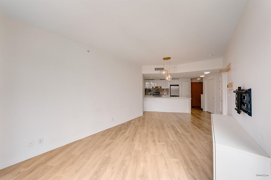 615 3557 Sawmill Crescent