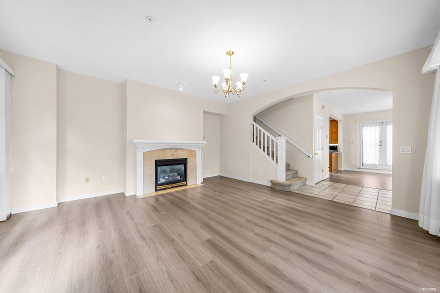 2459 W 39th Avenue
