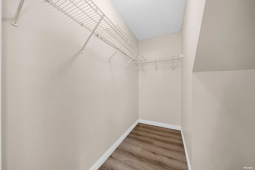 2459 W 39th Avenue