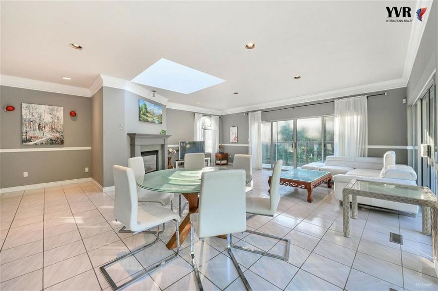 2975 Marine Drive