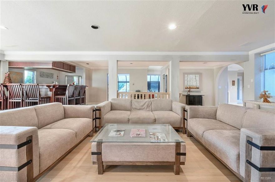 2975 Marine Drive