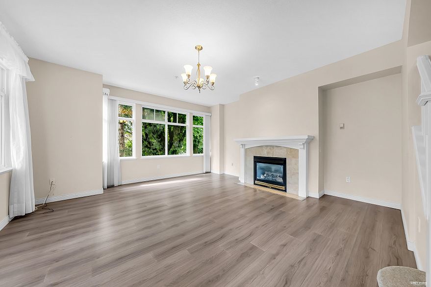 2459 W 39th Avenue