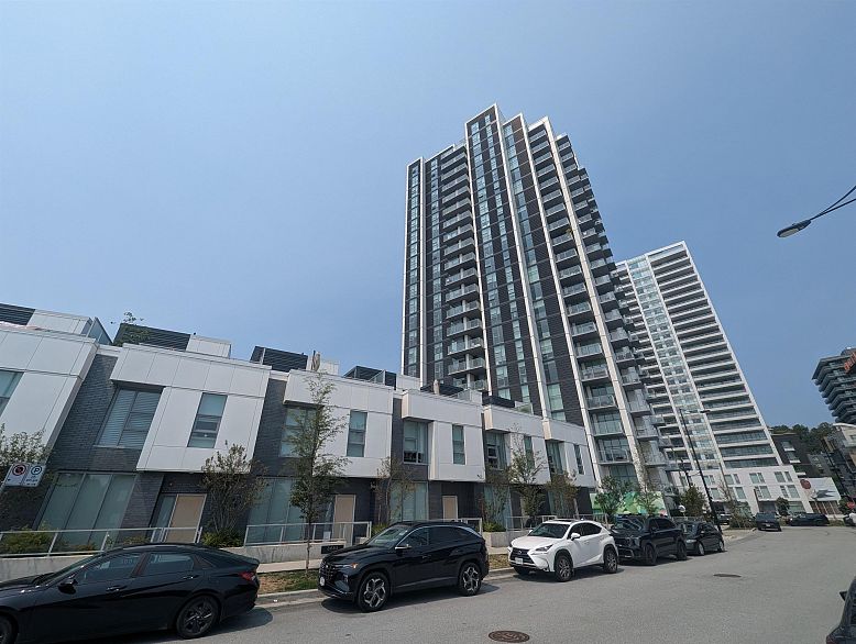 1305 3430 E Kent Avenue