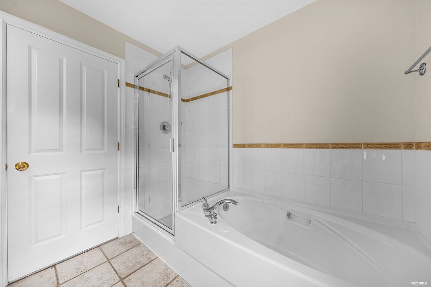 2459 W 39th Avenue