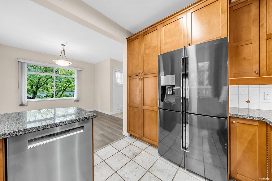 2459 W 39th Avenue