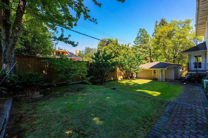 1375 W King Edward Avenue
