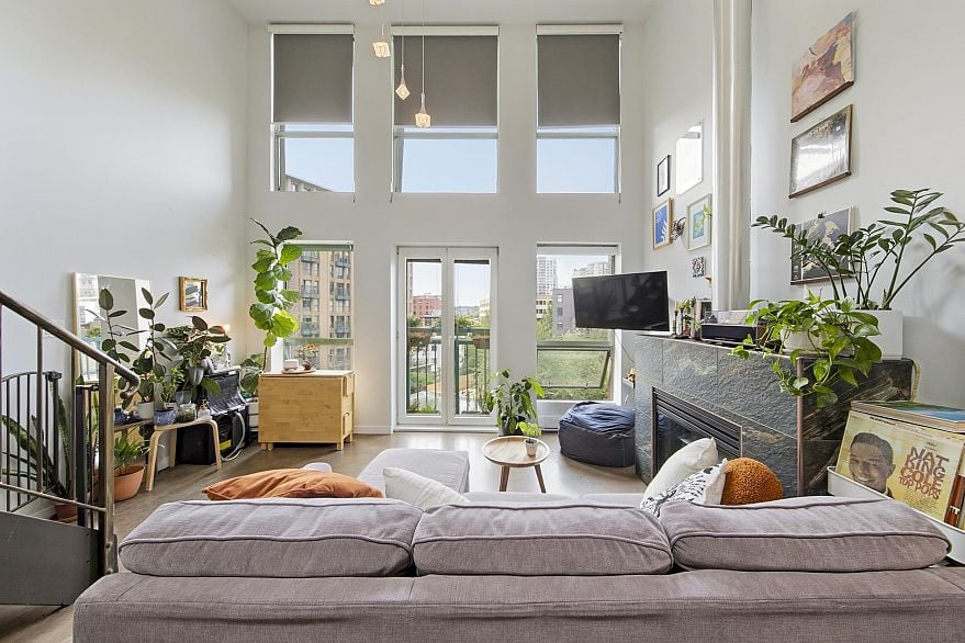 504 1 E Cordova Street