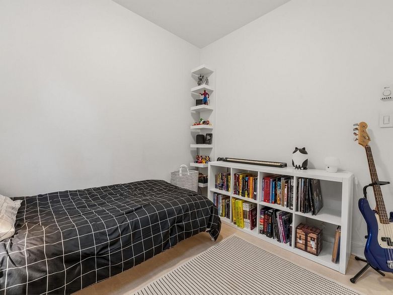 83 W 15th Avenue