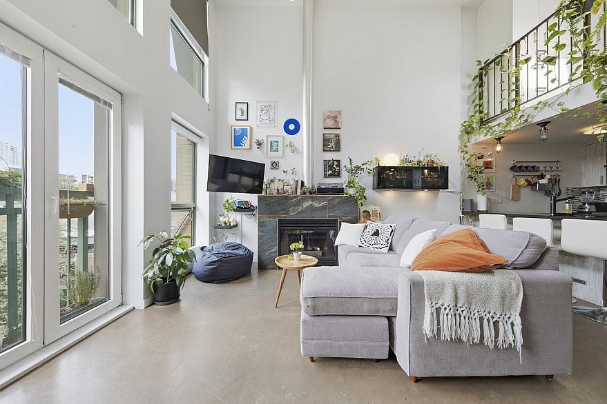 504 1 E Cordova Street
