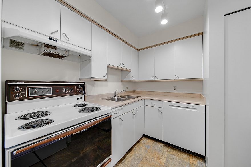315 1510 Nelson Street