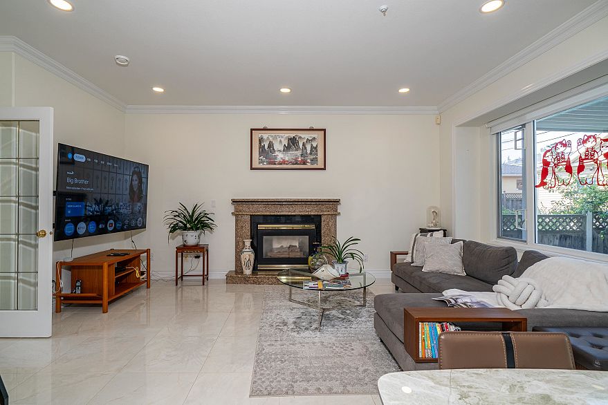 763 W 64th Avenue