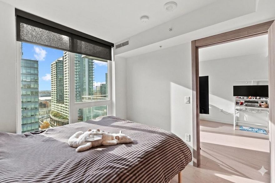 2003 455 SW Marine Drive