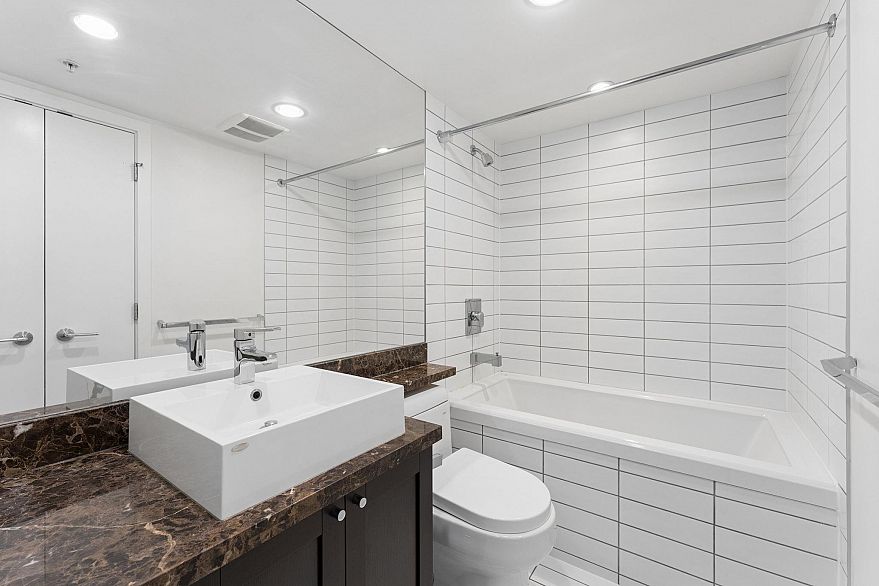 1003 4815 Eldorado Mews