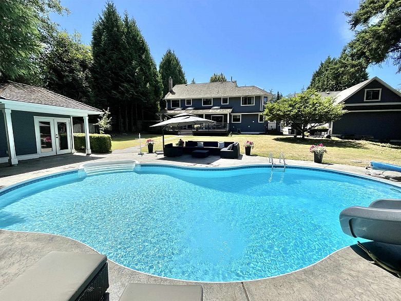 2836 Country Woods Drive