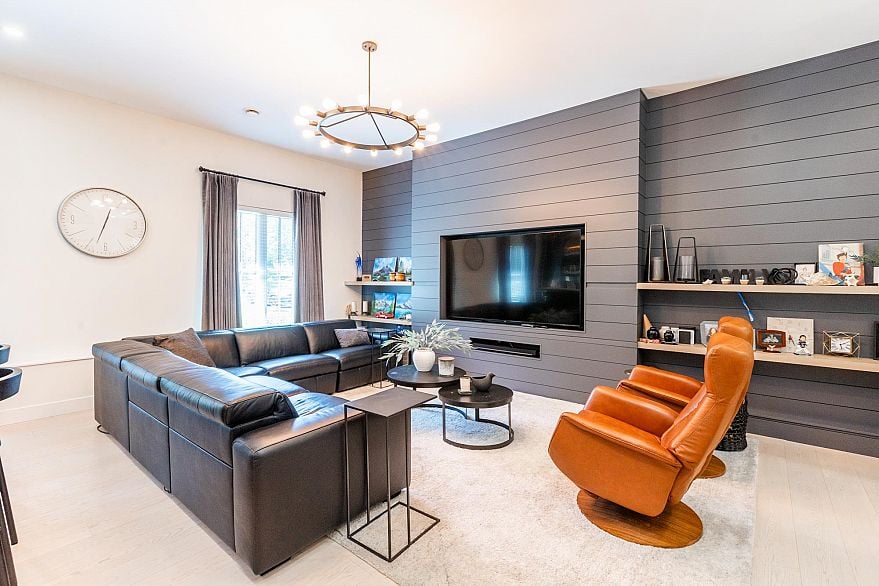 2836 Country Woods Drive