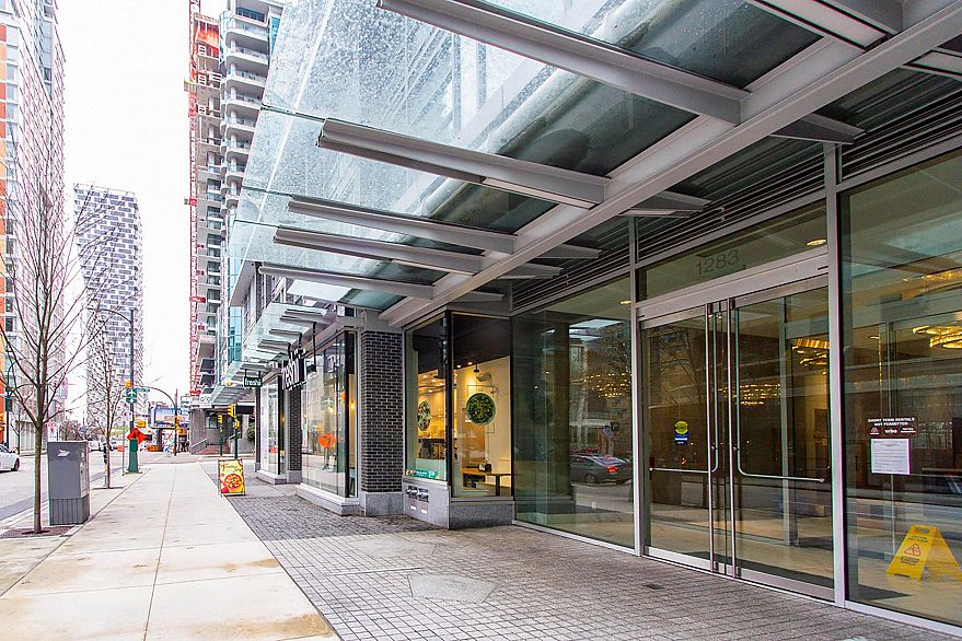 1906 1283 Howe Street