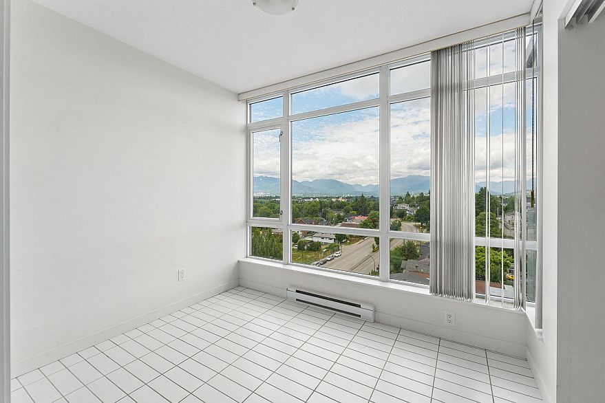 1003 4815 Eldorado Mews