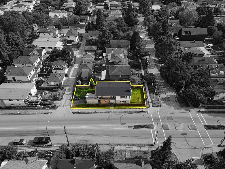 1020 E King Edward Avenue