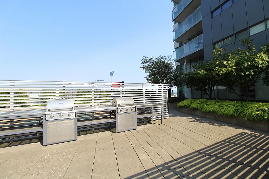 2205 489 Interurban Way