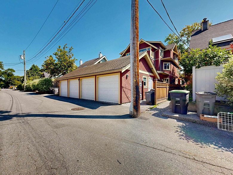 839 W 14th Avenue