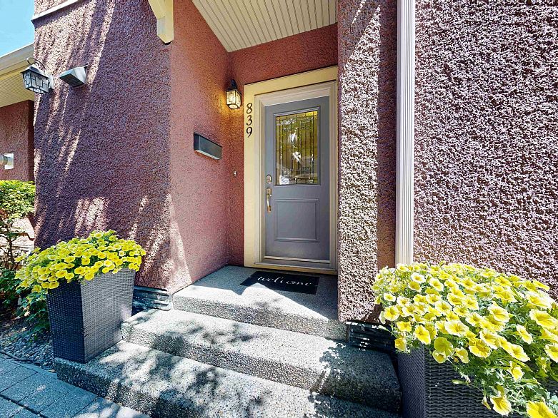 839 W 14th Avenue