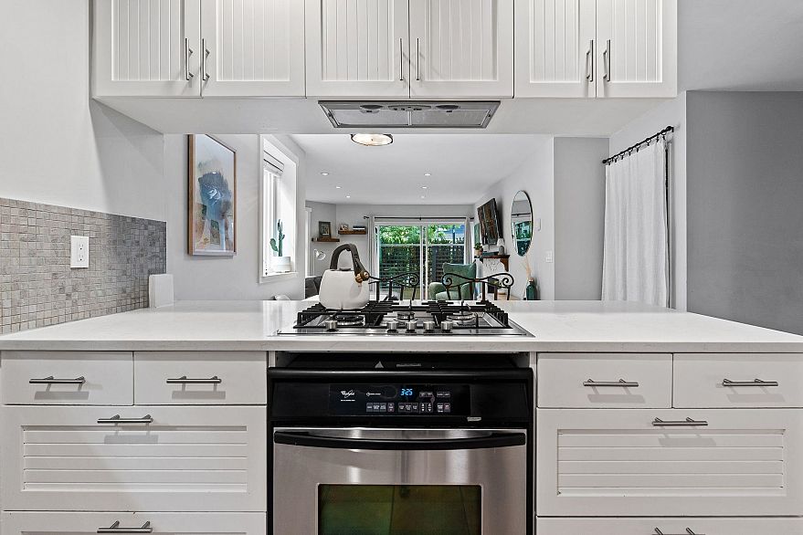 218 W 15th Avenue