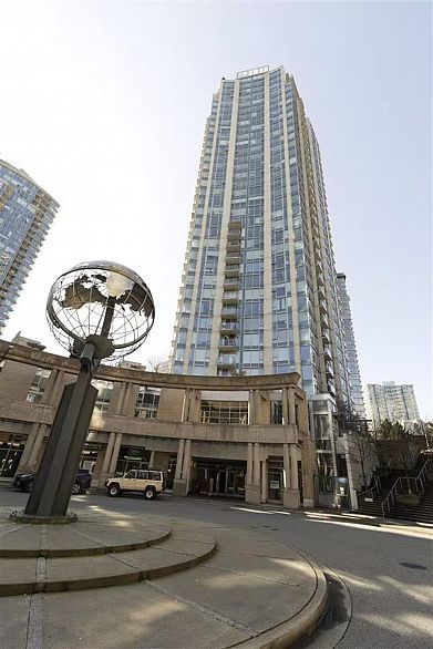 3505 188 Keefer Place