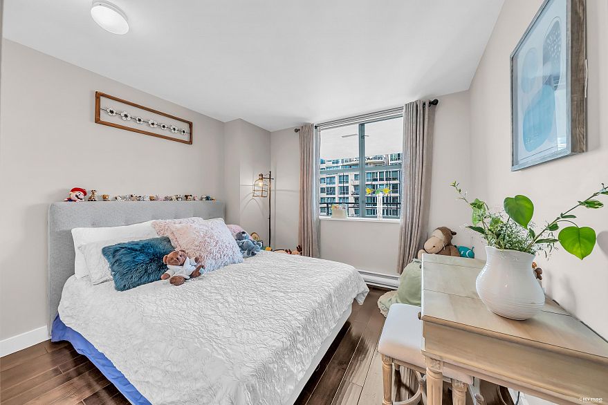 1904 1088 Quebec Street