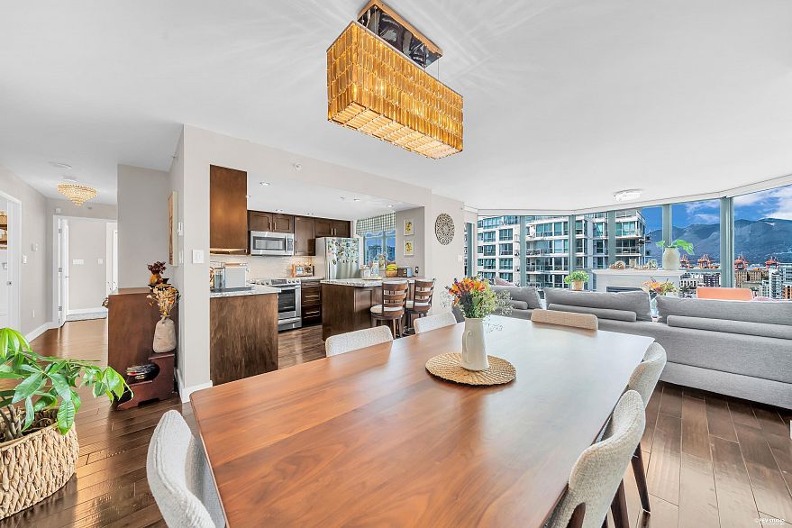 1904 1088 Quebec Street