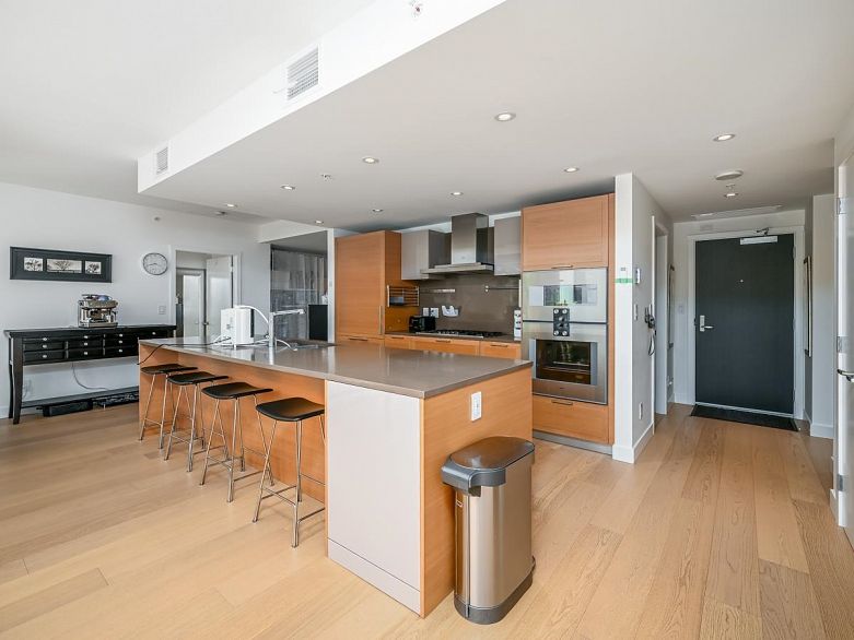 204 7128 Adera Street