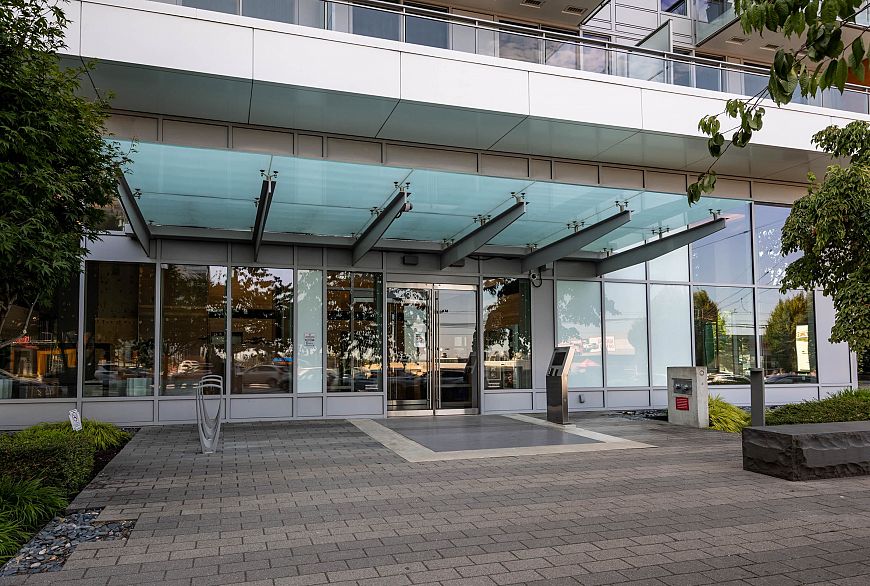 512 433 SW Marine Drive