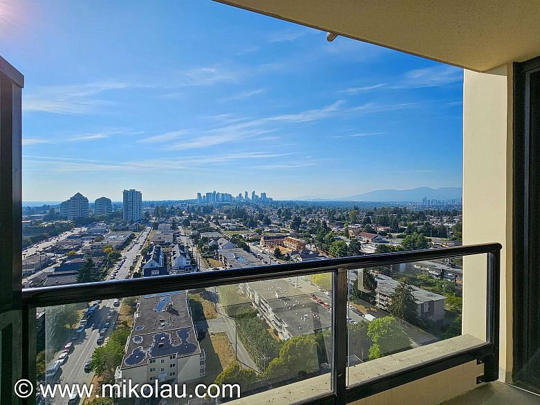 24X5 7088 SALISBURY AVE, Burnaby BC V5E 0A4