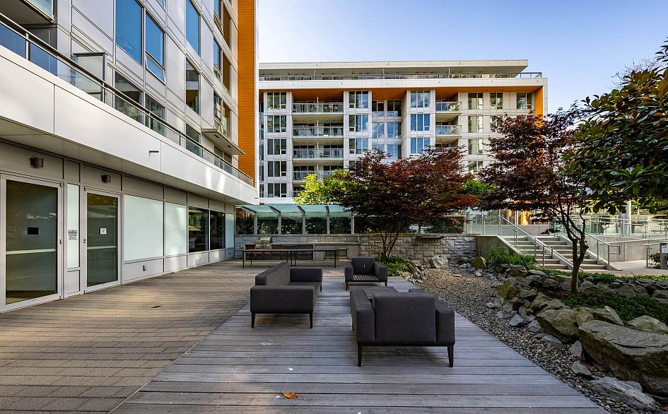 512 433 SW Marine Drive