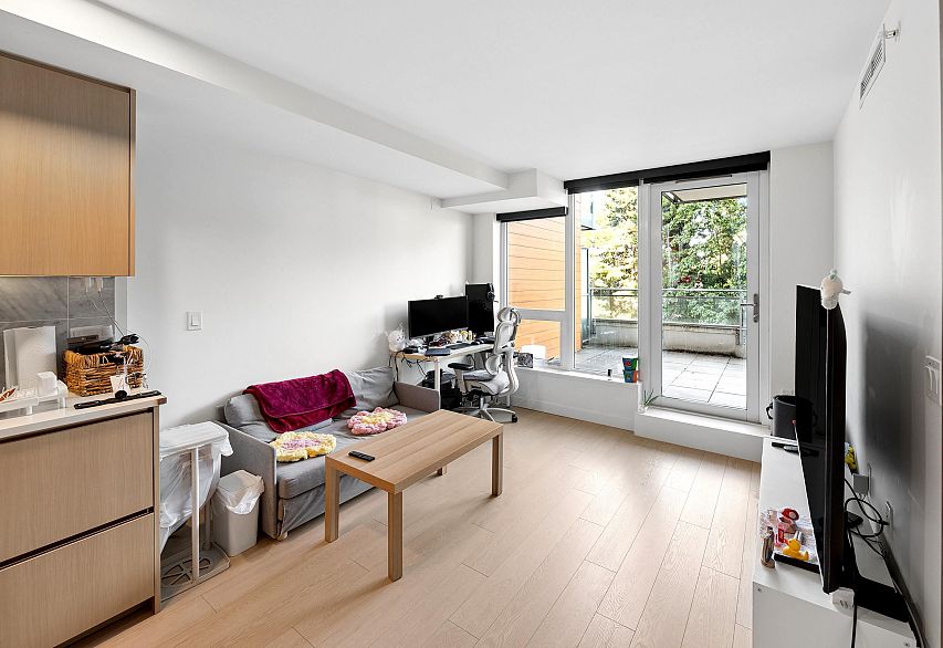 512 433 SW Marine Drive