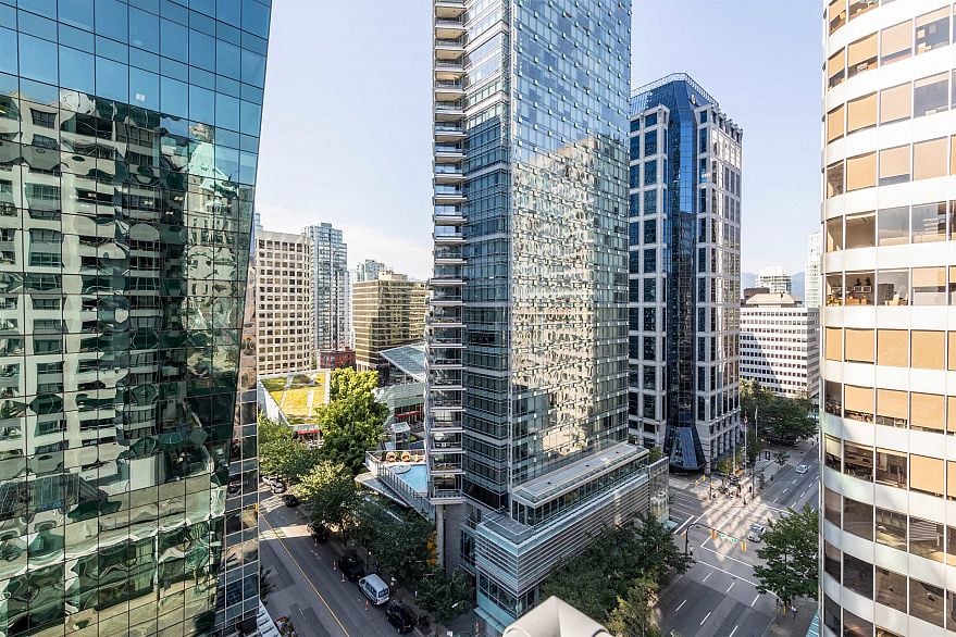 1506 1060 Alberni Street