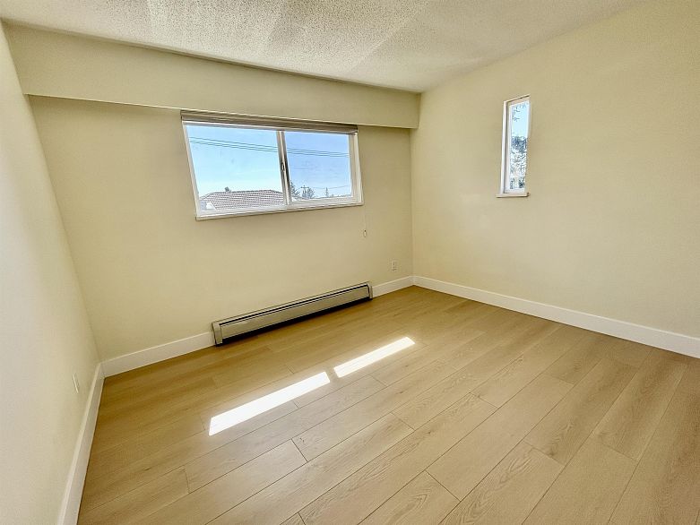 1544 W 68th Avenue