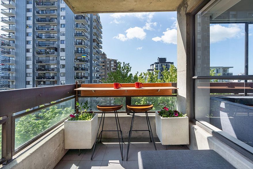 902 1165 Burnaby Street