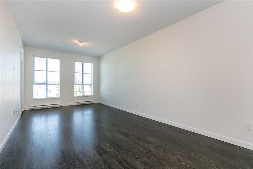 419 15138 34 AVENUE, Surrey BC V3Z 0Y5