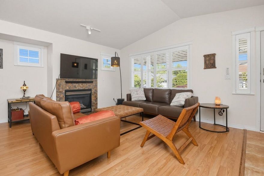 5636 Cascade Crescent