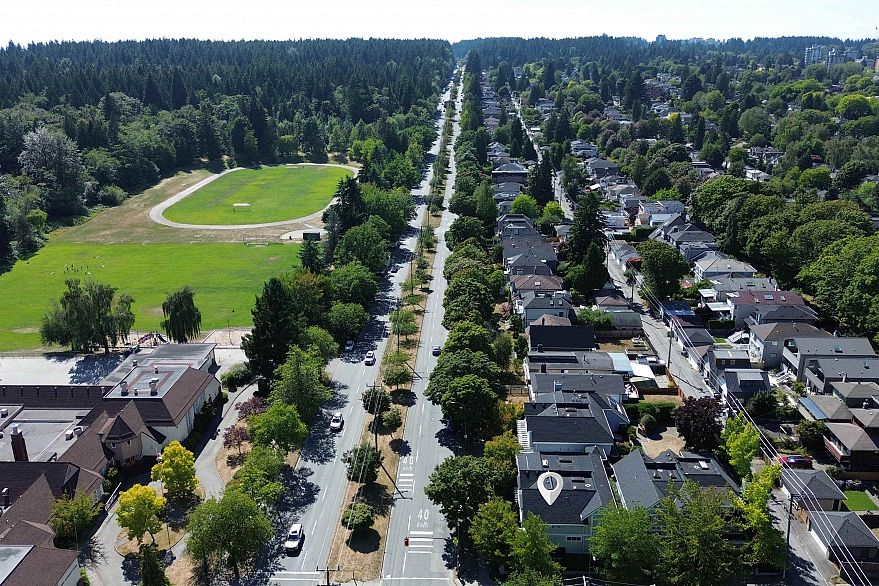W102 3189 Camosun Street