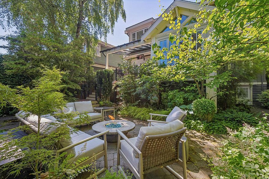 2997 W 38th Avenue
