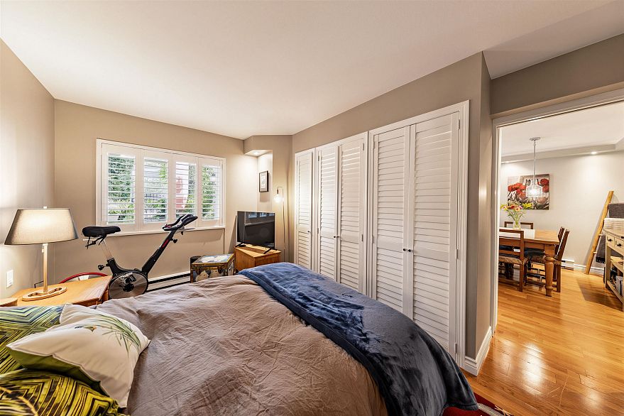 W102 3189 Camosun Street