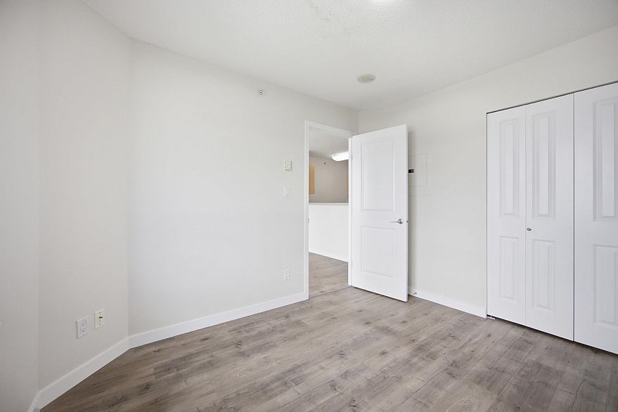 1503 3520 Crowley Drive