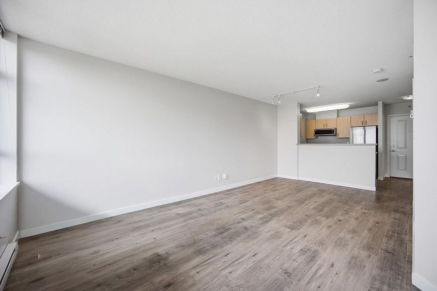 1503 3520 Crowley Drive