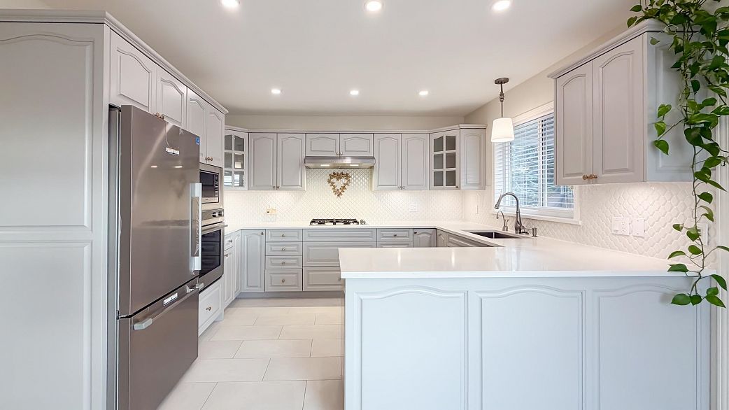 6462 Nanaimo Street