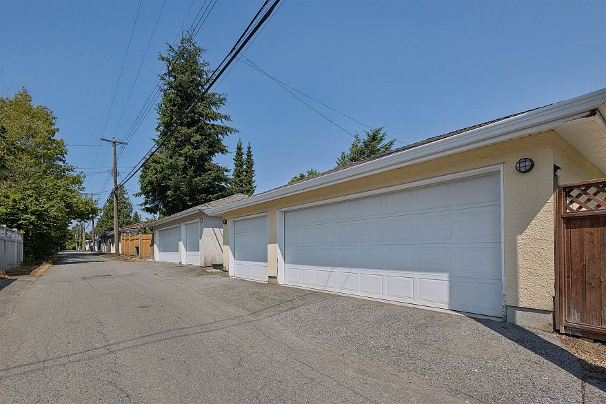 1160 W 57th Avenue