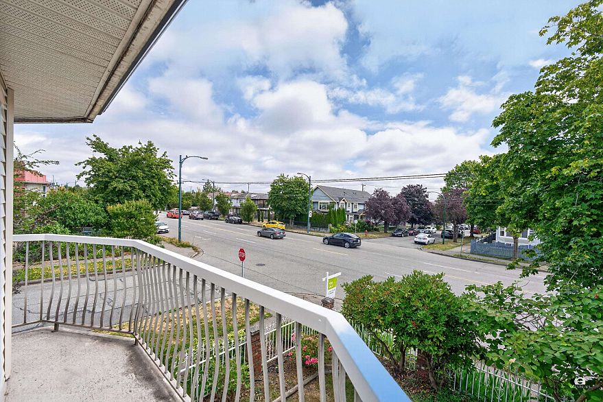196 E 58th Avenue