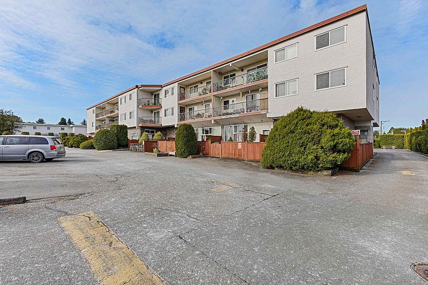 205 3043 270 Street