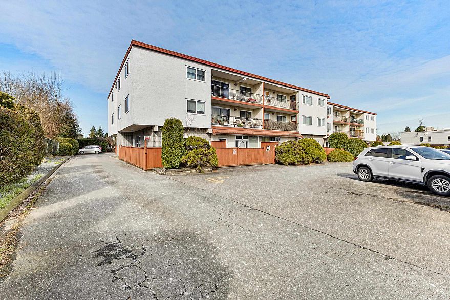 205 3043 270 Street