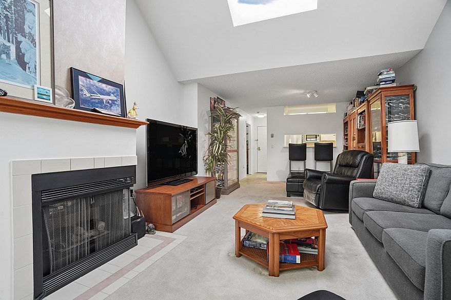 307 7540 Minoru Boulevard